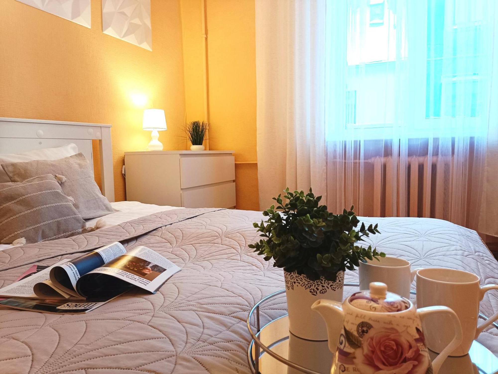 Spacious Old Town Family Peachy 2 Bedrooms Apartment, Nearby The Presidential Castle * Riika
